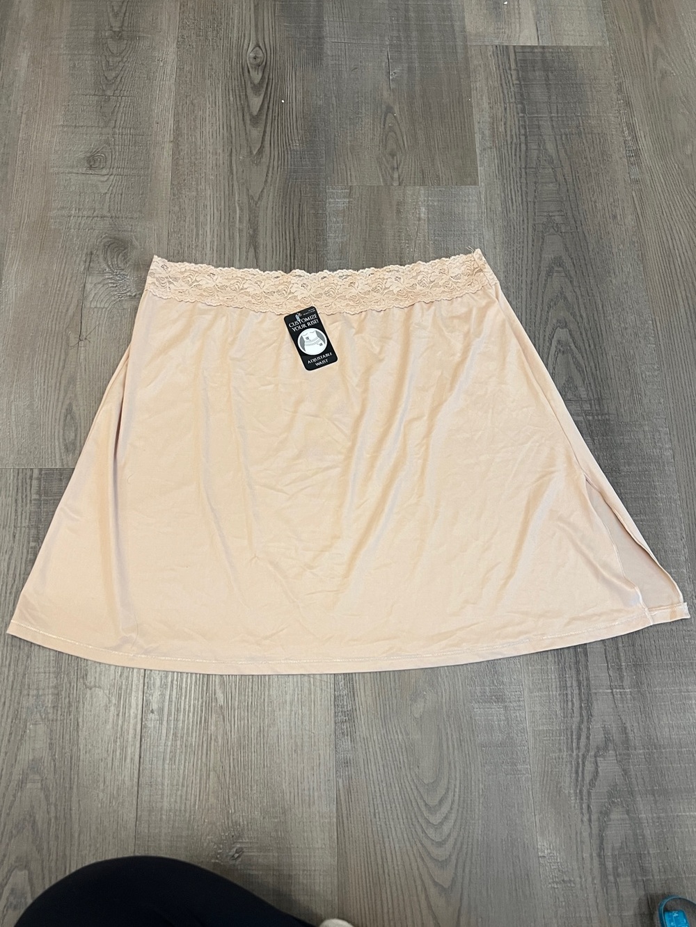 NWT Vassarette Slip Skirt w/ Slit